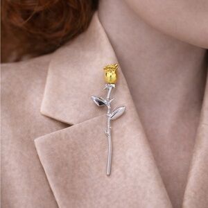 Charming Rose Gold Silver Brooch